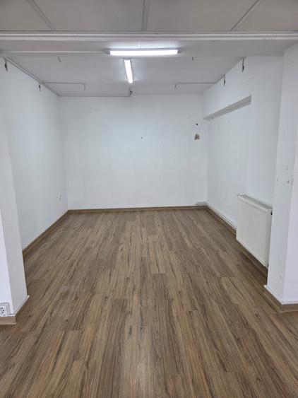 SPAȚIU COMERCIAL DE ÎNCHIRIAT LA MAȘNIȚĂ