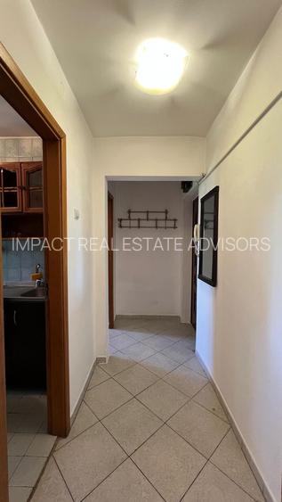 3 camere cu vedere la Parc Humulesti - 8