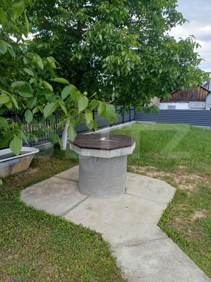 Casă de vânzare, 214 mp, 10 ari teren, Măriței, Dărmănești