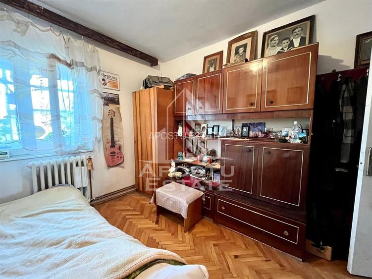 Apartament de vanzare cu 4 camere, centrala proprie, Aradului - 5