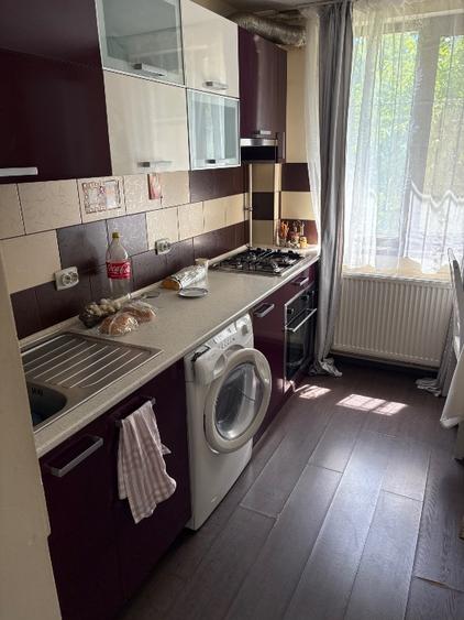 Aparatment cu 3 camere decomandat utilat + partial mobilat zona Straja Berceni