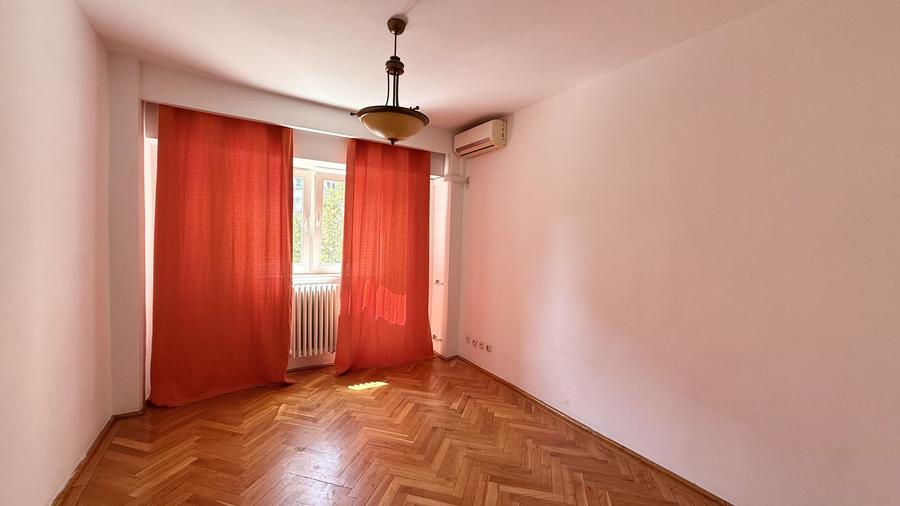 4 camere Bulevardul Unirii - Parcare in proprietate - 5 min. Metrou
