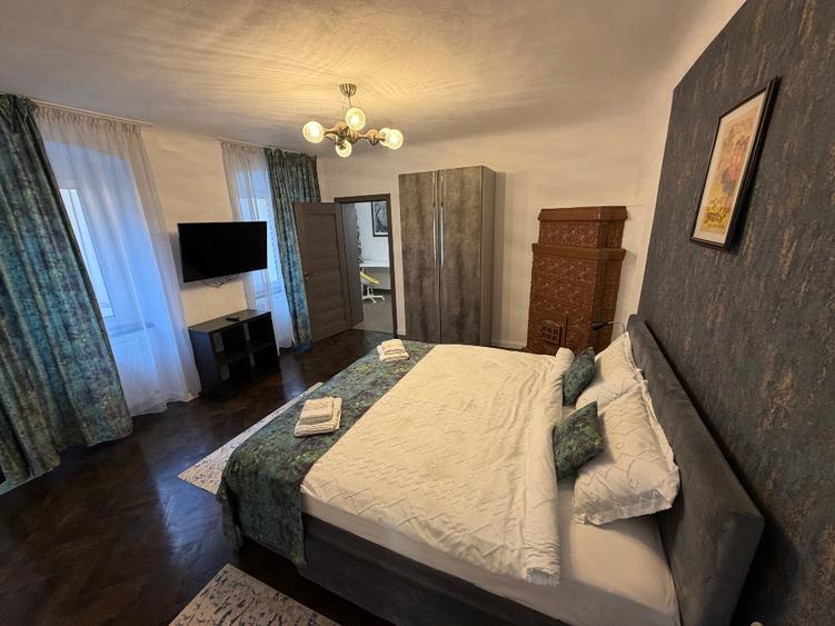 Apartament pe 2 niveluri în Centrul Vechi – 86 mp | 3 minute de Piața Sfatului