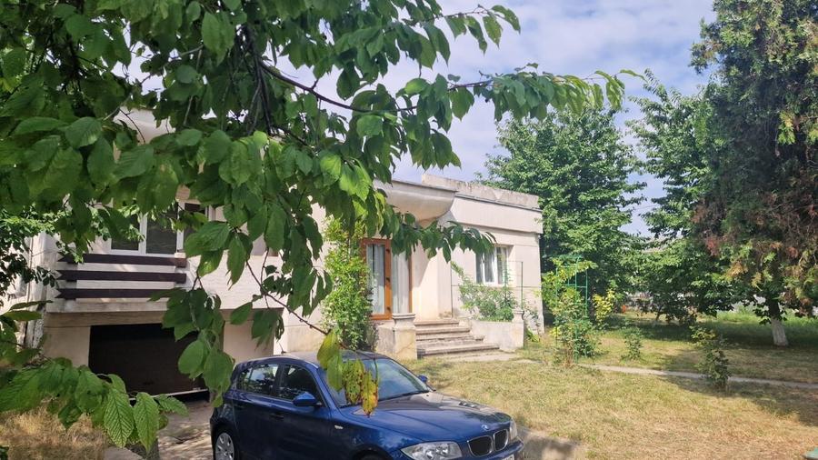 Casă cu teren pensiune Bianca