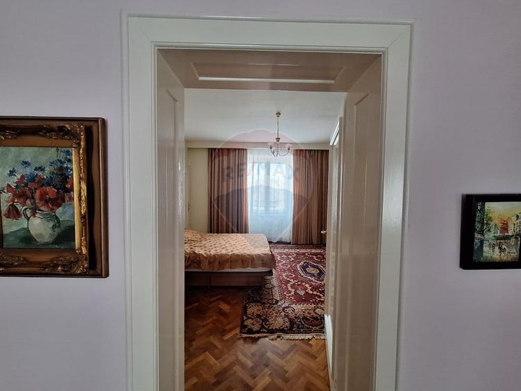 Apartament 4 camere , pet friendly,  cu parcare si curte, Ultracentral
