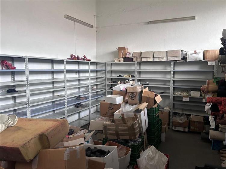 Hala industriala de vanzare in Marghita – 930 mp utili, teren 2470 mp, toate uti