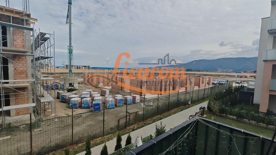 Apartament 2 camere, mobilat, lift, parcare, animale,Cristian BV