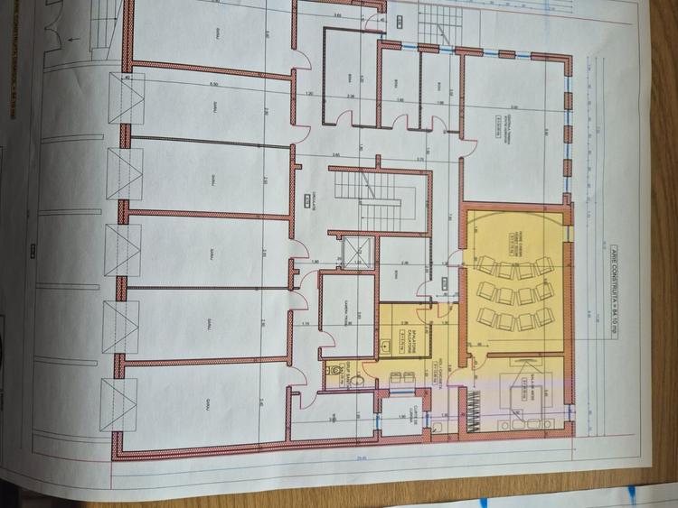 SE VINDE APARTAMENT DECOMANDAT 10 CAMERE LUX 456 MP UTILI IN ZONA AVIATORILOR