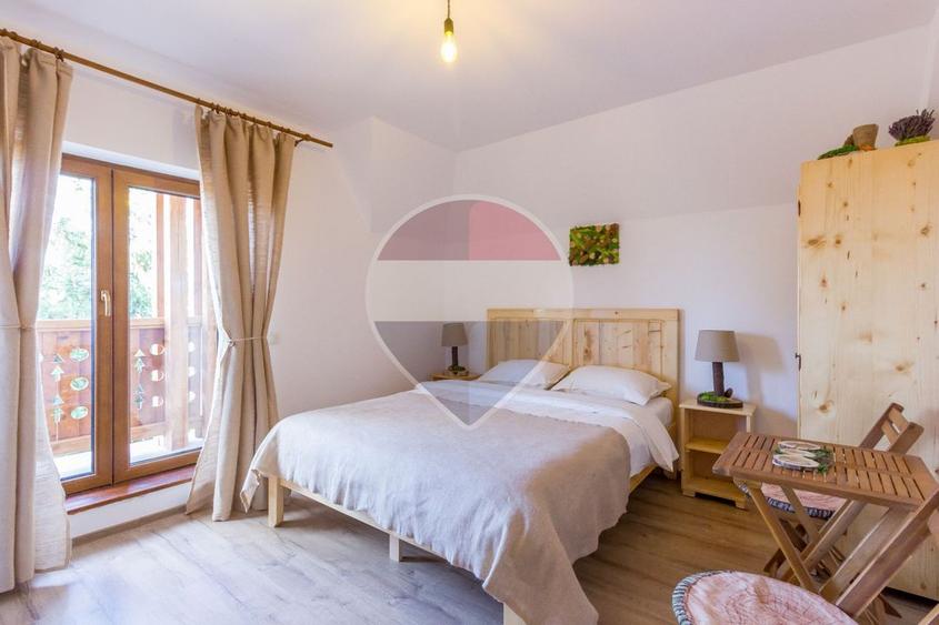 Pensiune/Cabana de vanzare Marisel | 3.012 mp | Business turistic