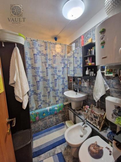 Apartament 4 camere - BLOC ANVELOPAT - zona BRANCOVEANU