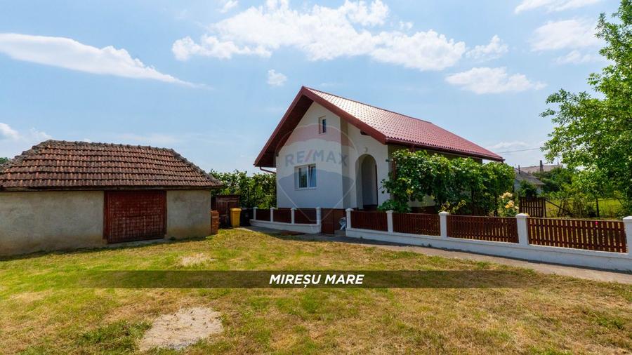 Casa si teren de vazare in Miresu Mare, oferta speciala