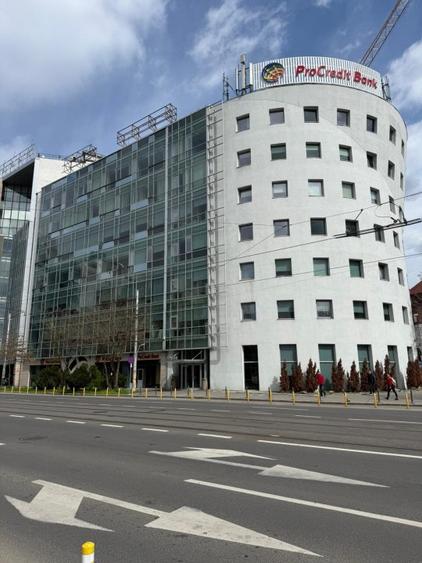 Cascade Offices – Birouri de inchiriat Piata Victoriei, Buzesti