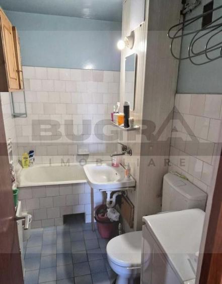 Apartament cu 3 camere, 66 mp, etaj intemediar, garaj, Zona Minerva