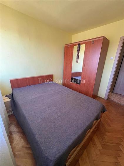 Apartament 4 camere zona McDonald''s