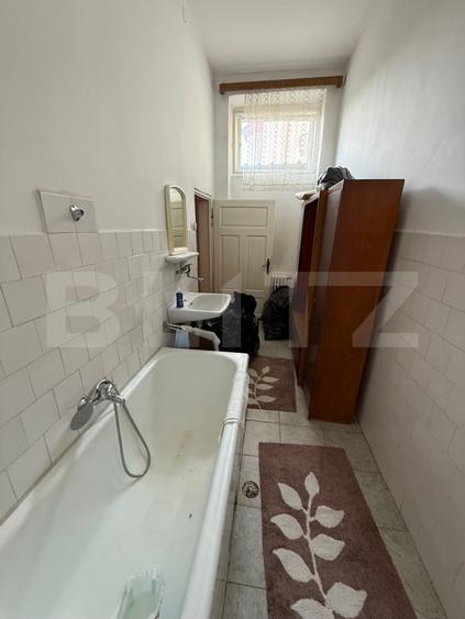 Casa 3 camere, 72 mp, zona Titulescu
