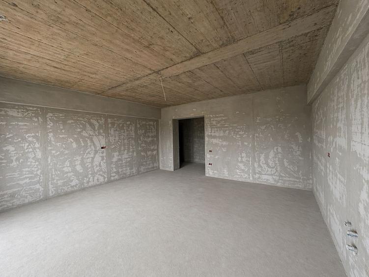 Garsonieră spațioasă | Complex nou | Balcon generos | Piscina | Dezvoltator