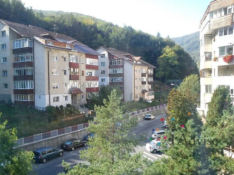 Apartament 3 camere decomandat ( 63.5 mp ) plus balcon spatios ( 11 mp )