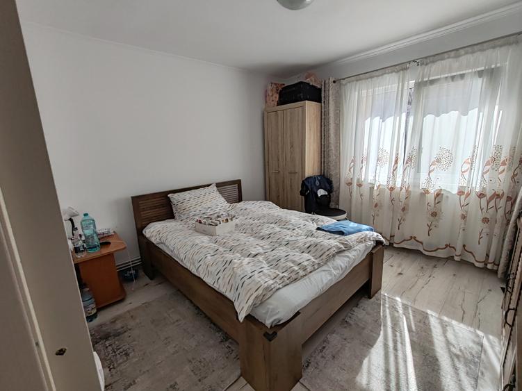 Apartament 2 camere mobilat si utilat zona Tractorul