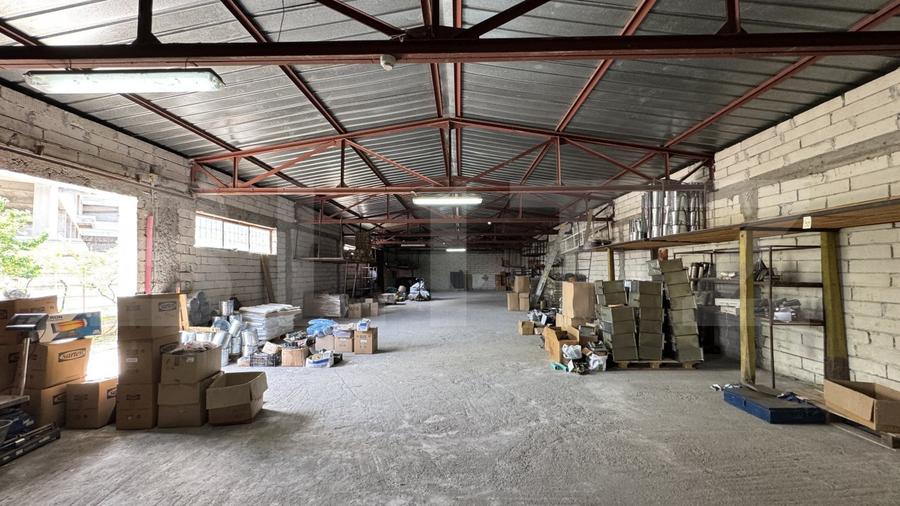 Spațiu industrial tip hală cu birouri, acces tir, 2 rampe, zona Caracal