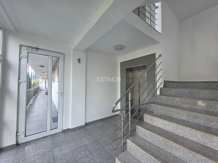 Vand apartament 2 camere Avantgarden Brasov langa Mega Image - 2