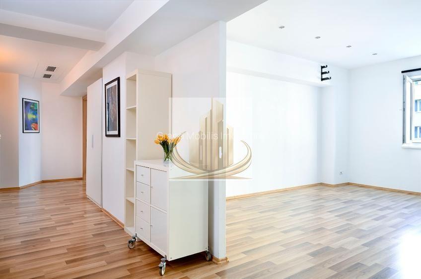 Apartament 3 camere | 2 băi | 84 mp | Etaj 10 Sector 4