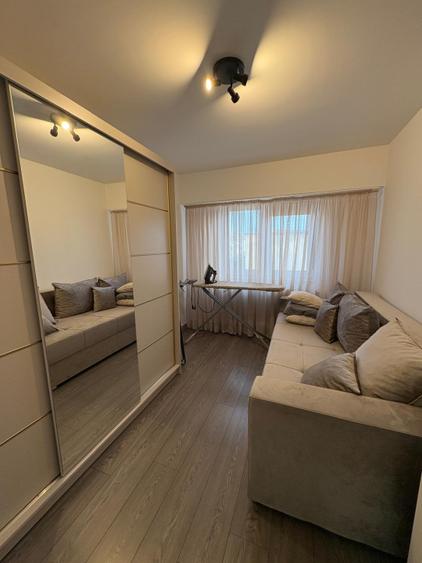 Apartament 3 camere, 53 mp, zona Central