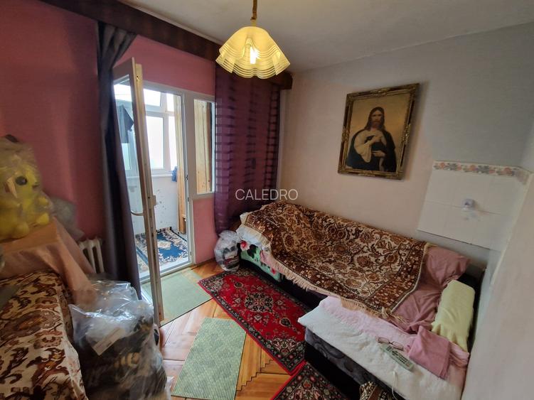 Apartament 4 camere  semicentral zona strazii Bucuresti - 6