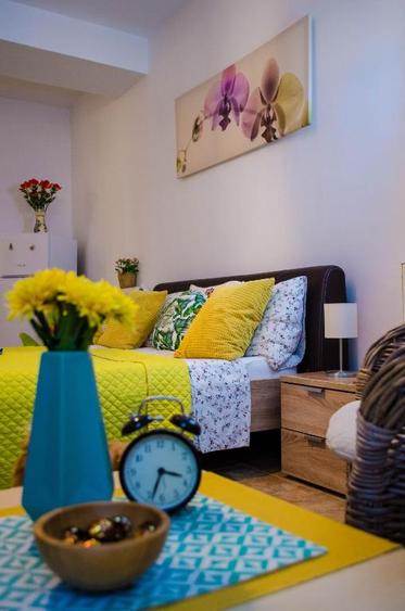 Vila multifamiliala /3 apartamente si 1 studio /Sector 2 /curte individuala