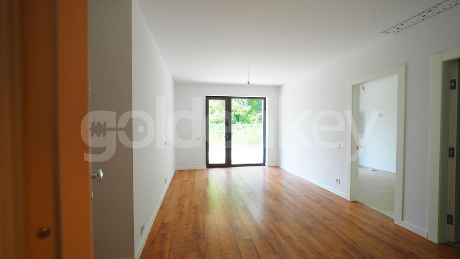 3 camere comercial | Parter | Zona de business din Nord