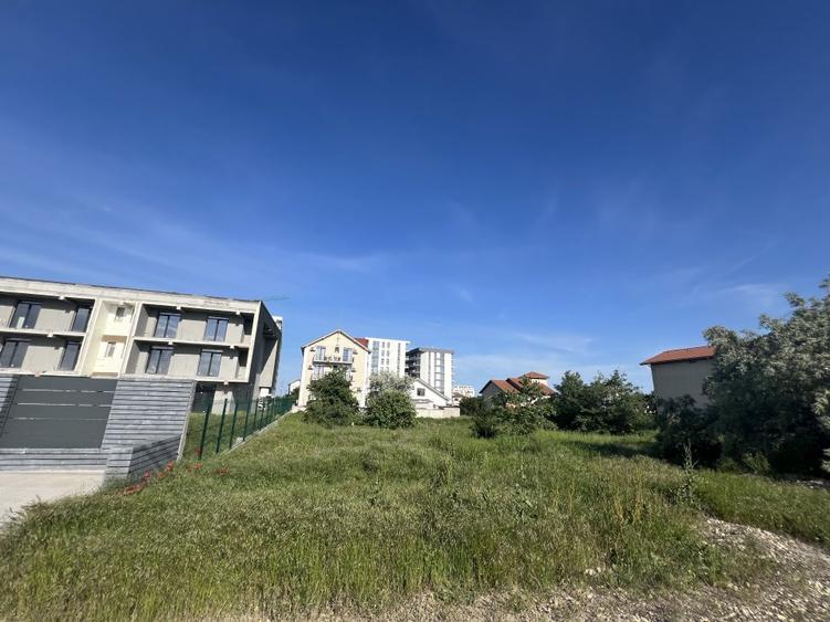 Vând teren intravilan Mamaia Sat-Negociabil