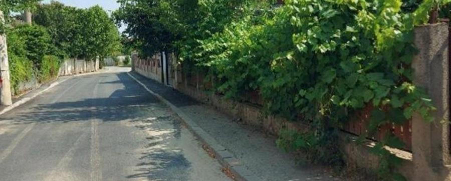 TEREN DE VANZARE 1553MP. SAU DOUA LOTURI 777MP. SAU TREI LOTURI 500MP PARTICULAR