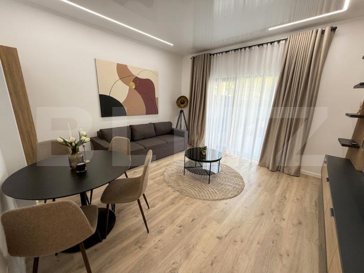 Casă 3 camere, 80 mp, curte, zona Visan