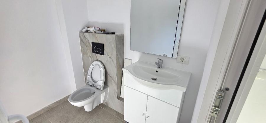 Salajan spatiu comercial 350 mp de inchiriat