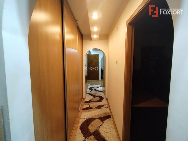Apartament cu 3 camere de inchiriat in zona Soarelui - 13
