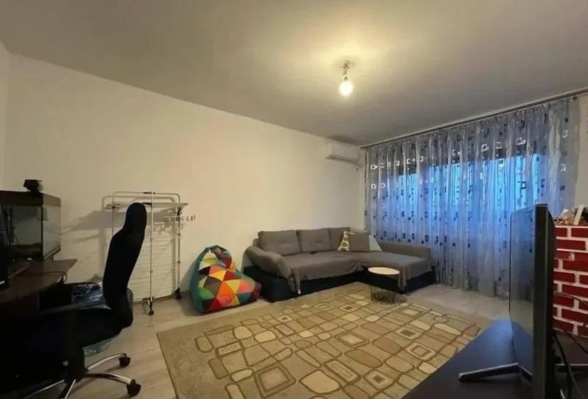 3 camere decomandat Drumul Taberei metrou Raul Doamnei