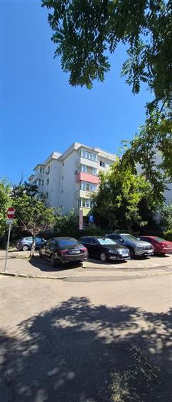 Aviatiei | 2 camere | vis-a-vis metrou Aurel Vlaicu | Etaj 4 din 4