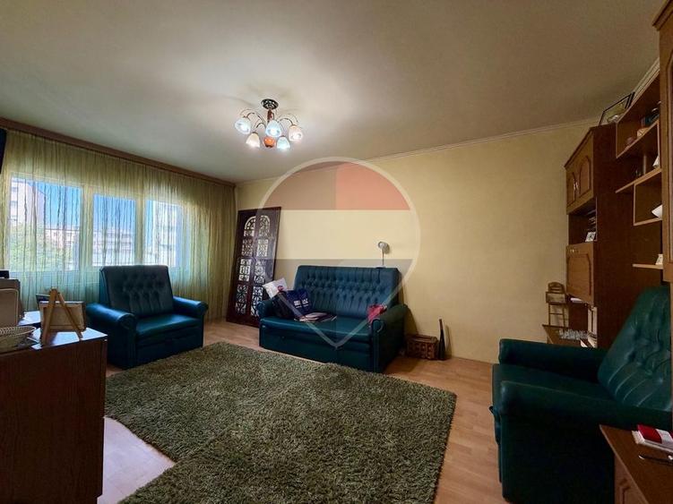 Apartament cu 2 camere la etajul 2 in zona ultracentrala