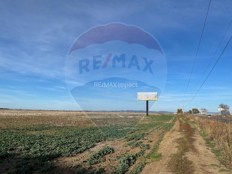 Teren extravilan de vanzare 17500 mp, deschidere 27m la DN1,  Ploiesti - 6