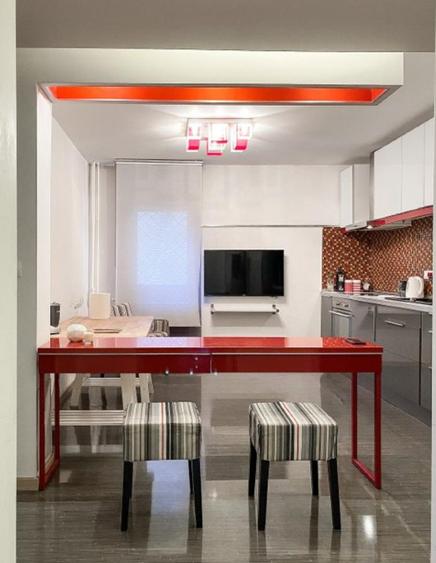 Apartament 3 camere Designer Camera de Comert