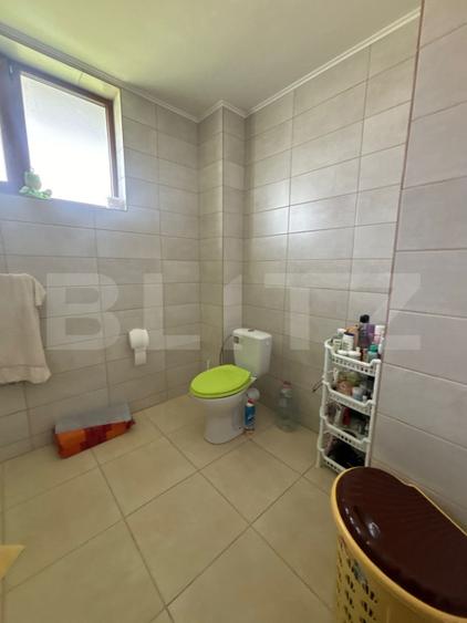 Casă de vânzare, 5 camere, 300 mp + curte de 1000 mp, Bistrita