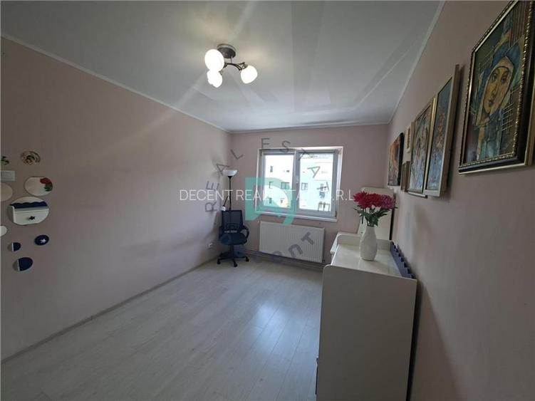 Apartament 2 camere Florilor, comision 0, etaj intermediar, loc de parcare - 16