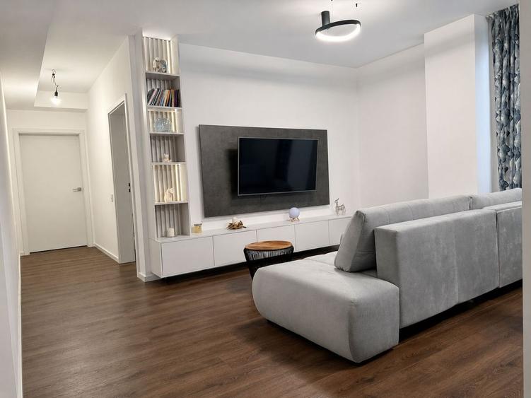 Apartament 4 camere, mobilat, 2 parcari, 84 mp utili, str Oasului