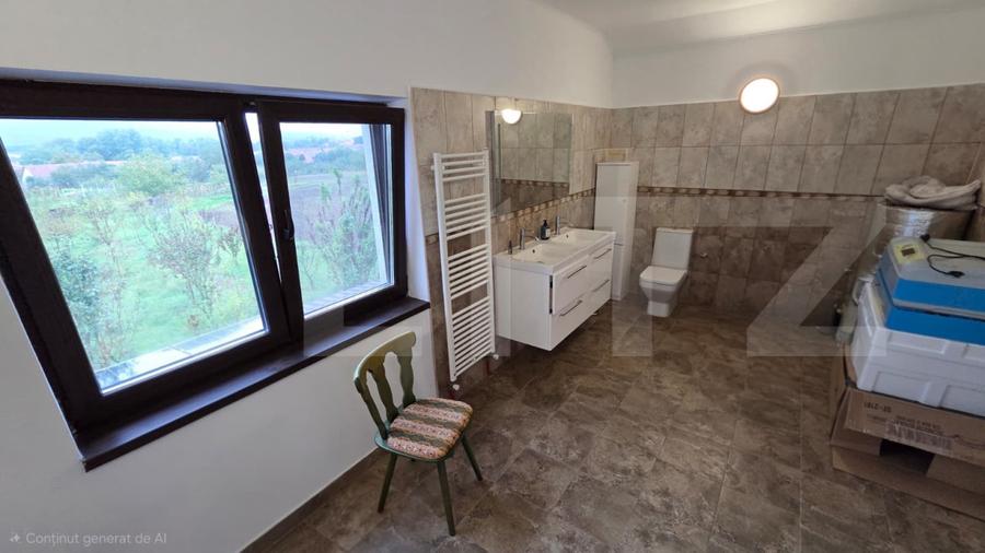 Casă de vânzare, 271 mp, zona Oiejdea