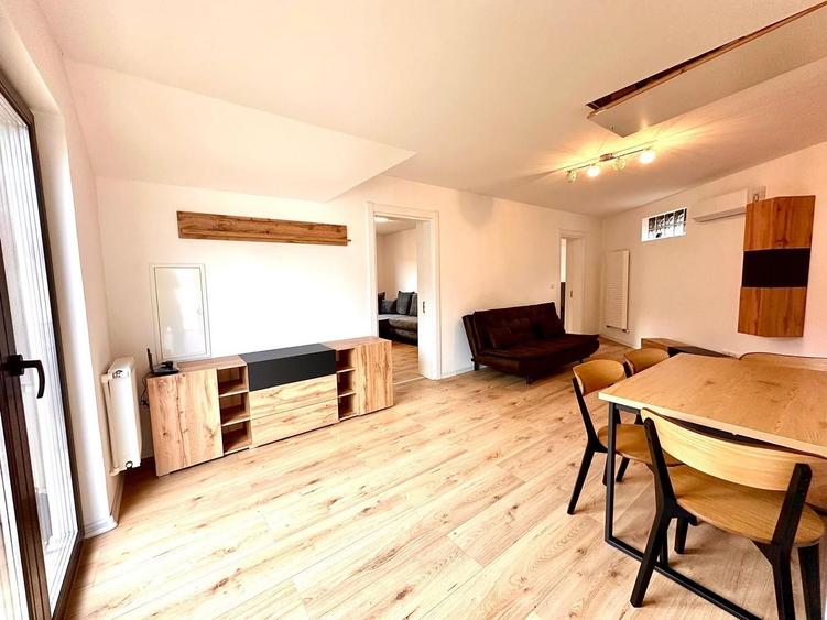 Apartament spațios cu 3 camere , - LA CURTE - 83 mp