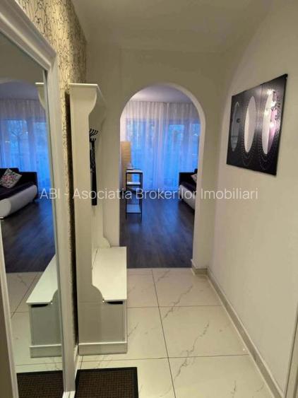 Lujerului-stradal-Metrou,apartament modern 2 camere , 80 mp - 8