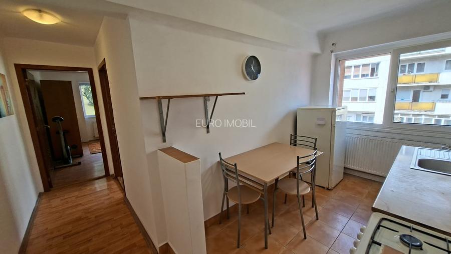 De inchiriat apartament 2 camere, Tg. Mures, 7 Noiembrie (UMF) - 7