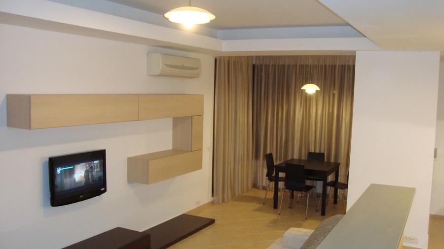 Apartament 3 camere North Area Lake View