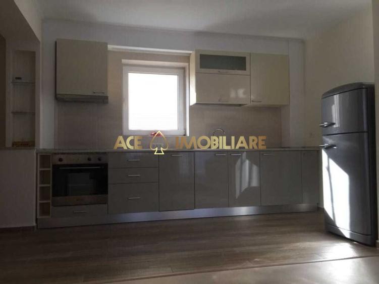 3 Camere de inchiriat | Aviatorilor | Metrou | Centrala | Parcare