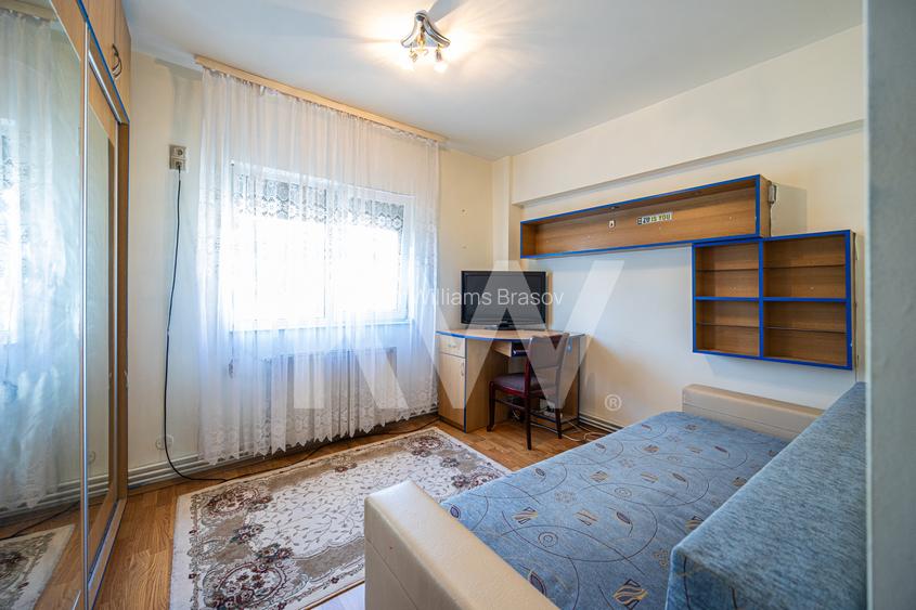 Vânzare apartament cu 2 camere,  2 balcoane, decomandat - zona Tractorul - 10