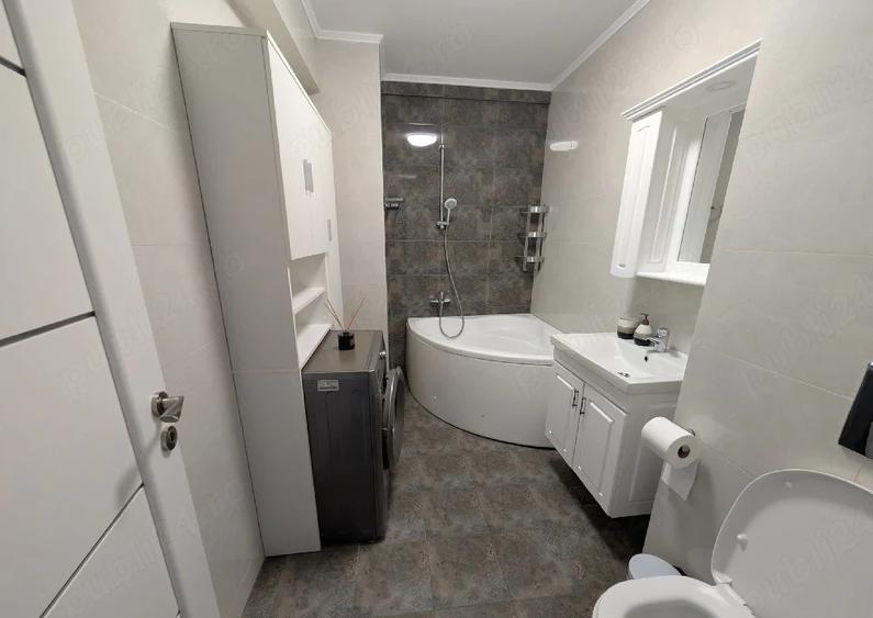 Apartament 2 Camere | Semidecomandat | 2 Locuri Parcare | Centrala | Abator
